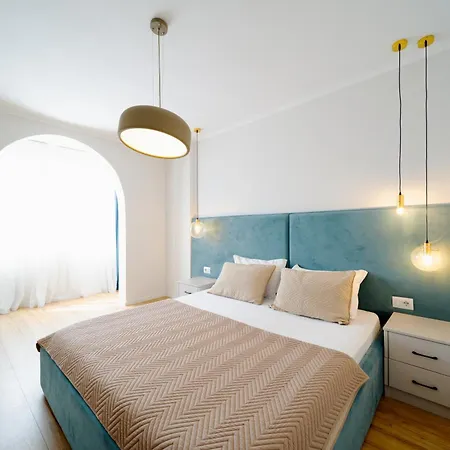 Apartment City View Penthouse With Private Veranda *