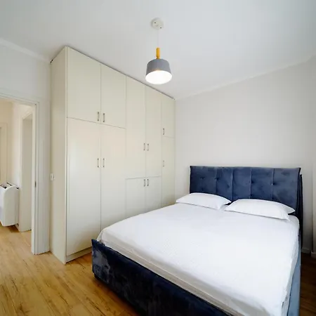 Apartment City View Penthouse With Private Veranda *