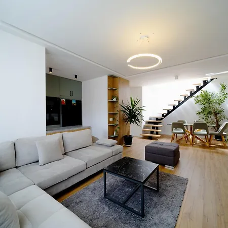 City View Penthouse With Private Veranda