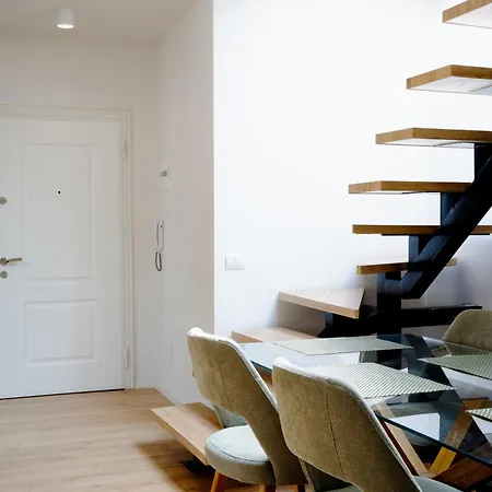 Apartment City View Penthouse With Private Veranda Tirana